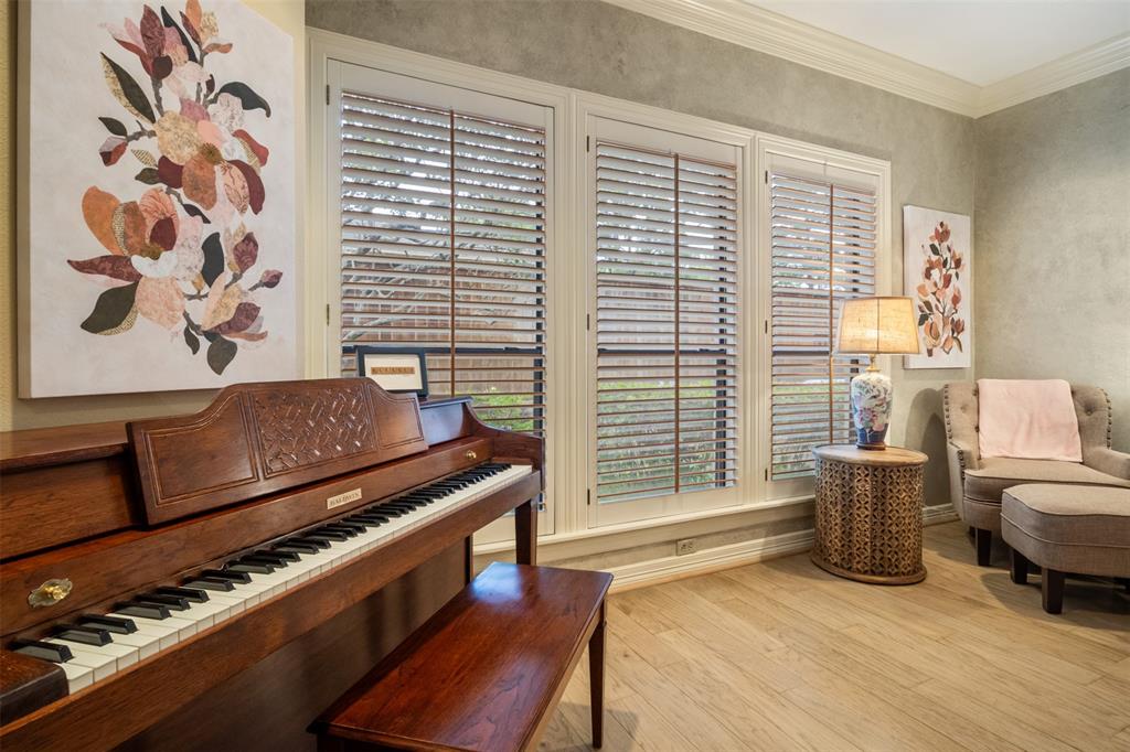 8010 Fonthill Drive, Spring, Texas image 24