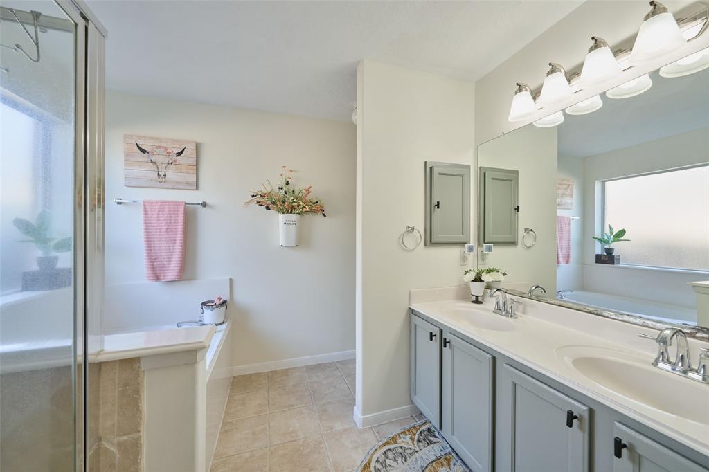 3805 Evergreen Way, Montgomery, Texas image 30
