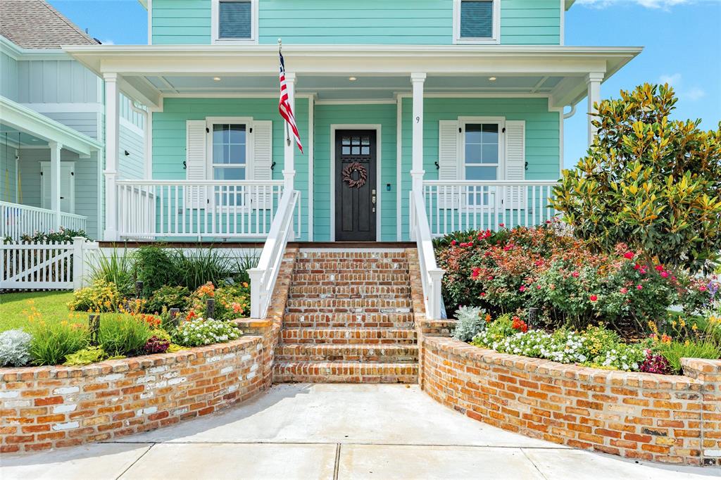 9 Caravelle Court, Galveston, Texas image 2