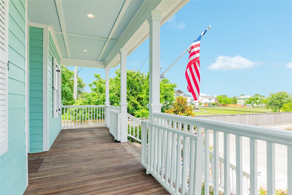 9 Caravelle Court, Galveston, Texas image 5