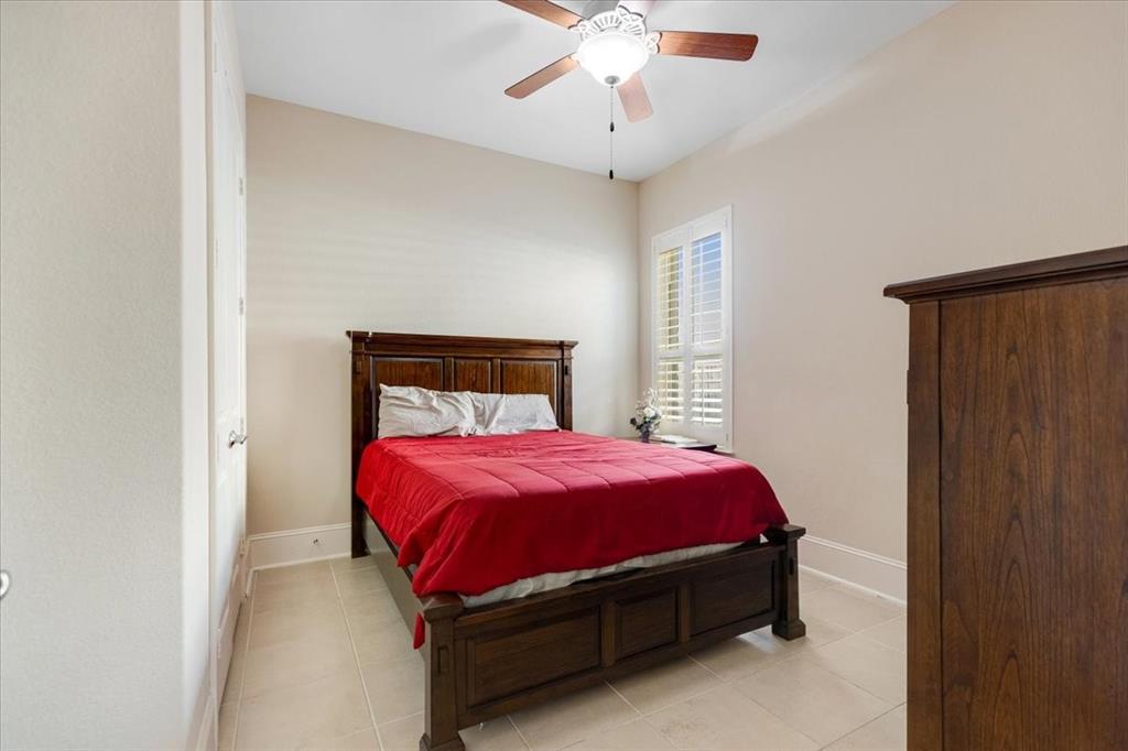 1912 Jillian Terrace, Friendswood, Texas image 37
