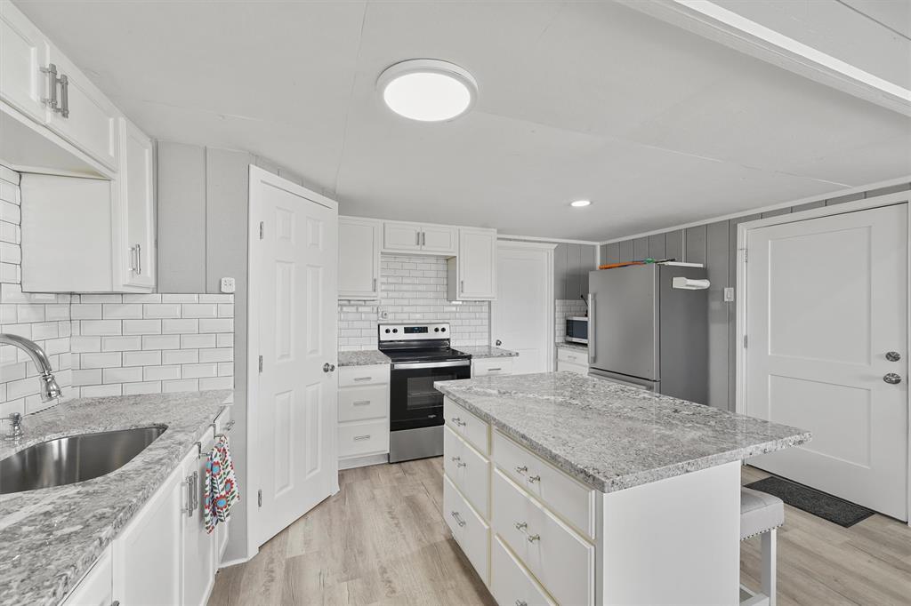 4035 Obra Drive, Galveston, Texas image 18