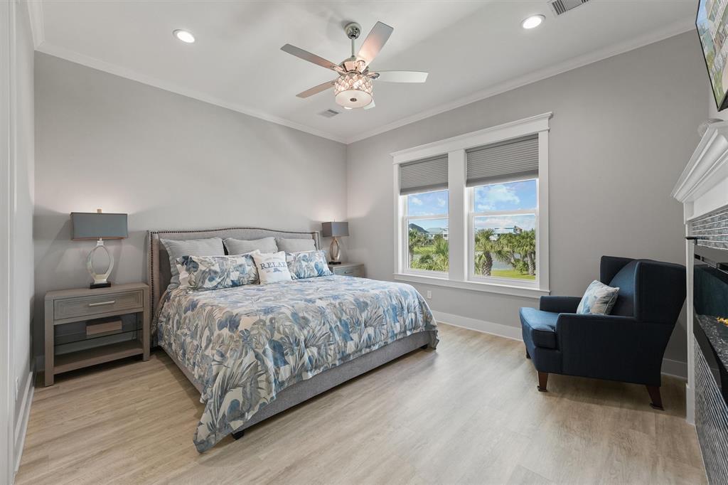4035 Obra Drive, Galveston, Texas image 8