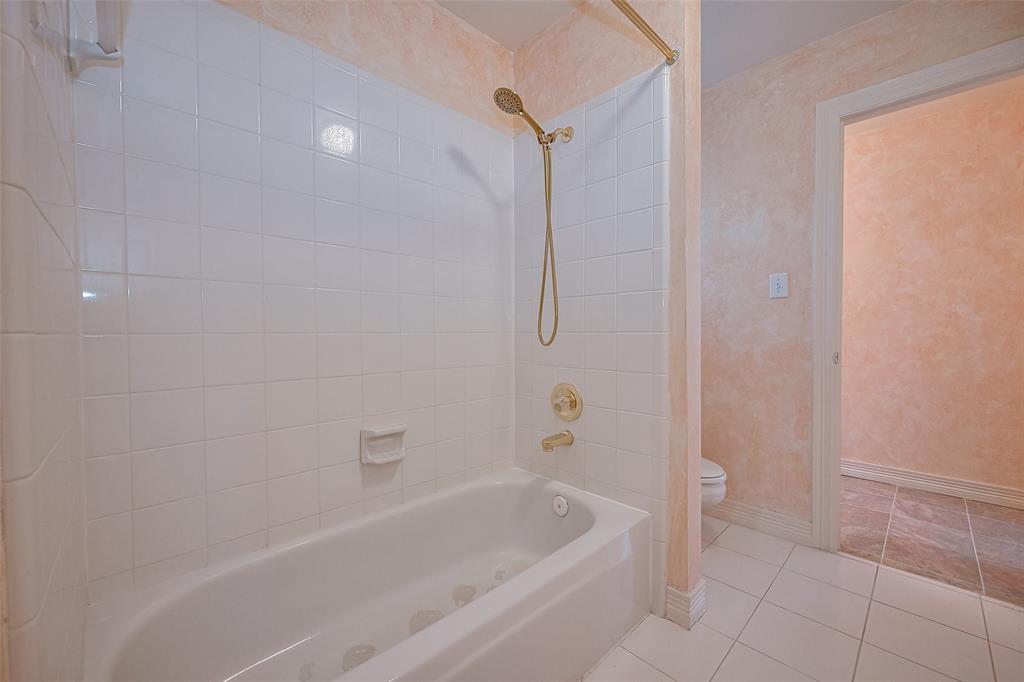 3914 Waterview Court, Missouri City, Texas image 32