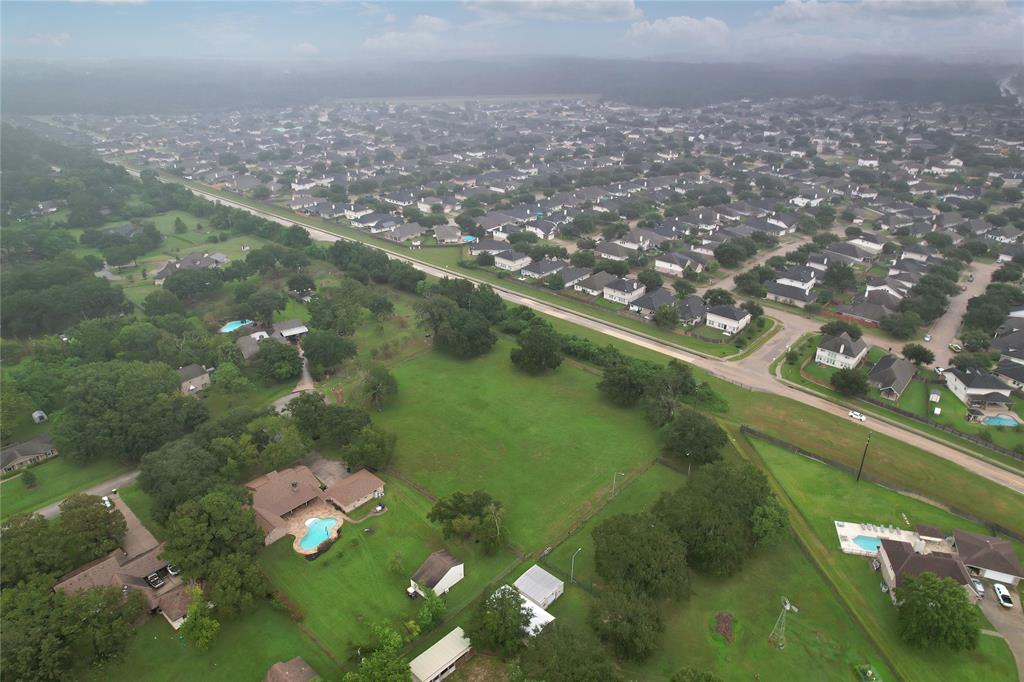 17003 Running Cypress Drive, Cypress, Texas image 3