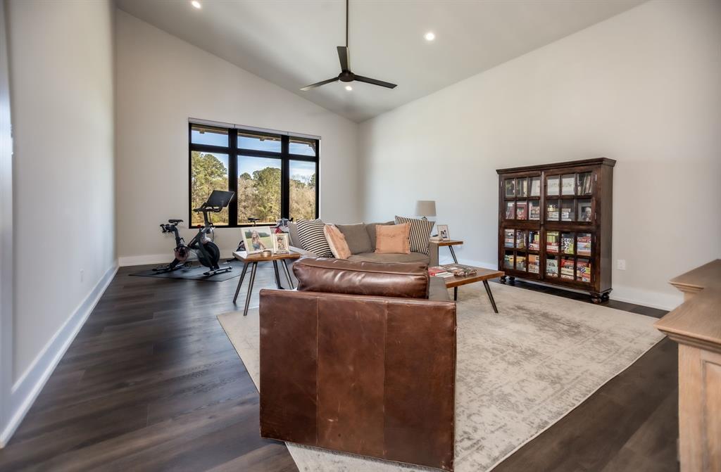 307 Bridle Path Path, Lufkin, Texas image 37
