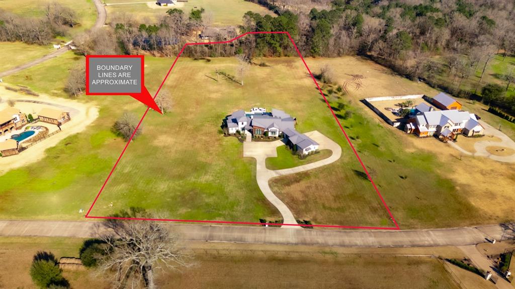 307 Bridle Path Path, Lufkin, Texas image 9