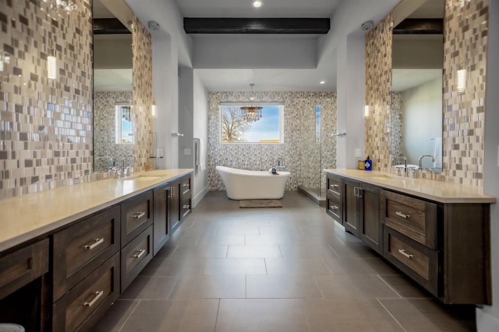 307 Bridle Path Path, Lufkin, Texas image 32