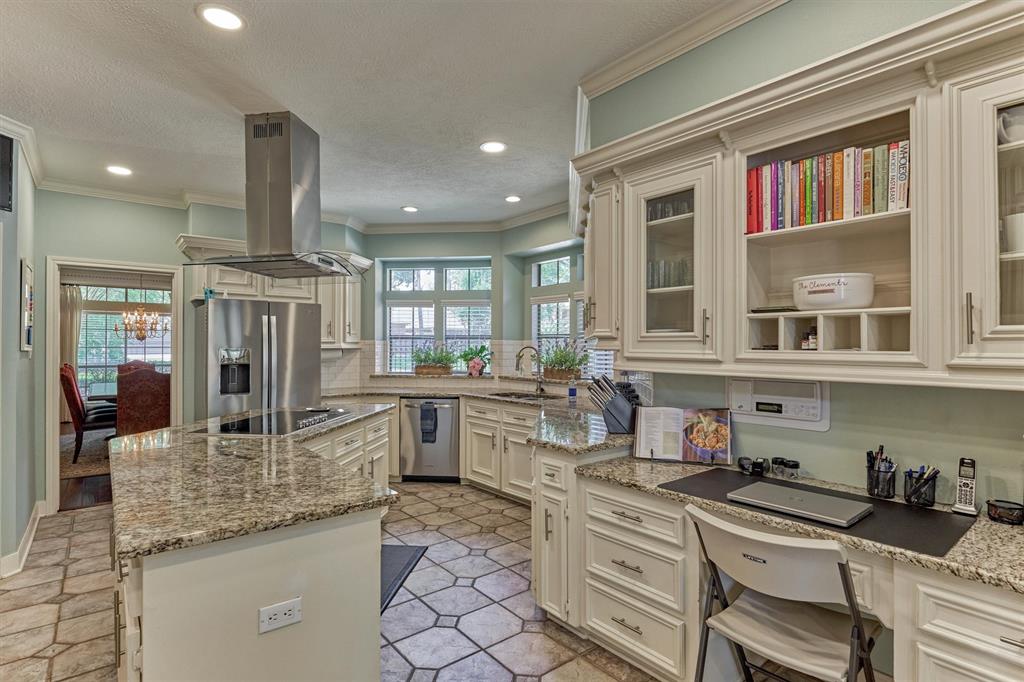 5211 Rothchilde Court, Houston, Texas image 8