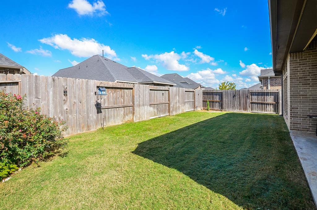 4526 Jennings Creek Court Court, Fulshear, Texas image 31