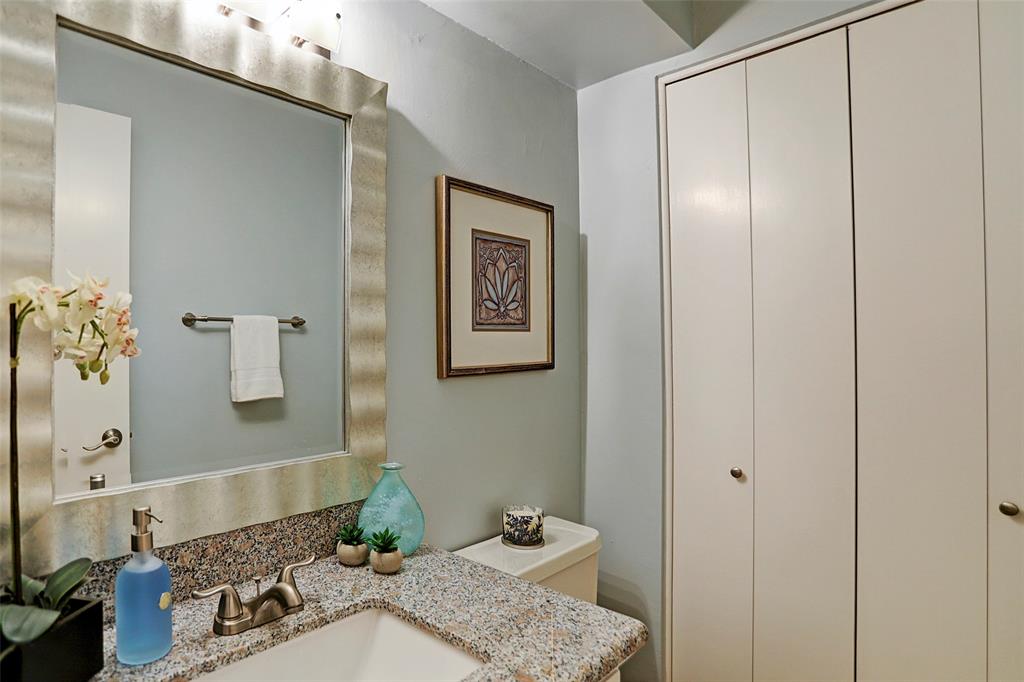 Houston, Texas 77057, United States, 2 Bedrooms Bedrooms, ,2 BathroomsBathrooms,Residential,Active,83669