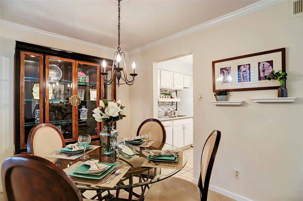 Houston, Texas 77057, United States, 2 Bedrooms Bedrooms, ,2 BathroomsBathrooms,Residential,Active,83669