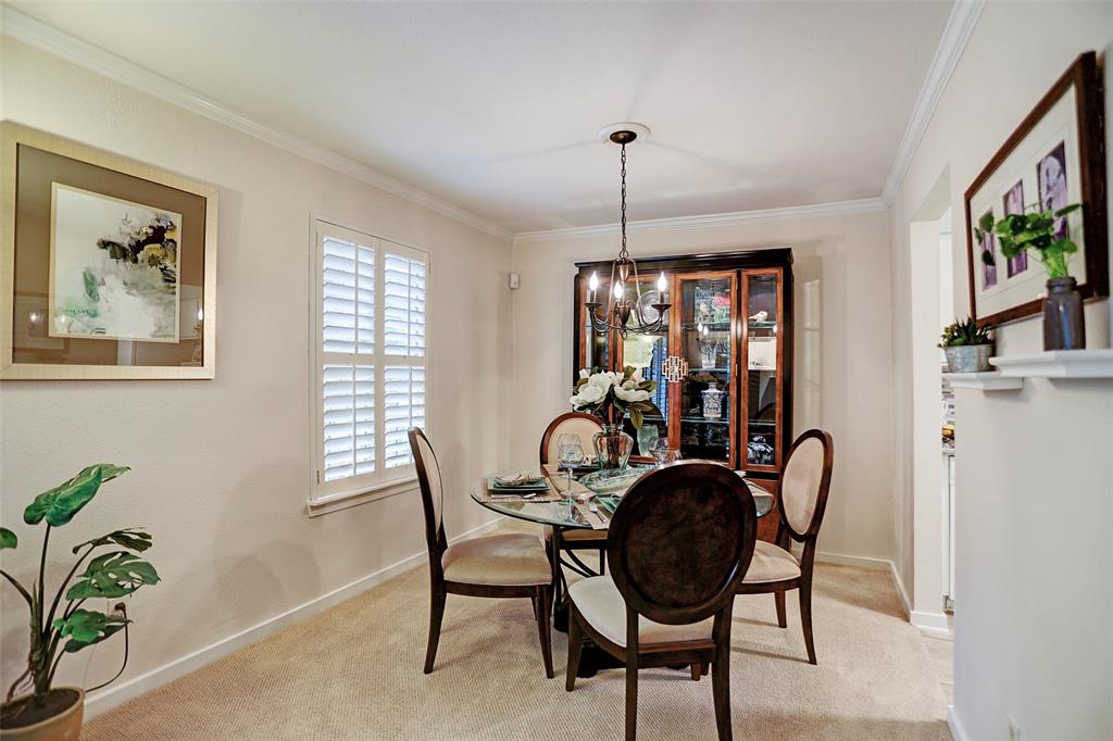 Houston, Texas 77057, United States, 2 Bedrooms Bedrooms, ,2 BathroomsBathrooms,Residential,Active,83669