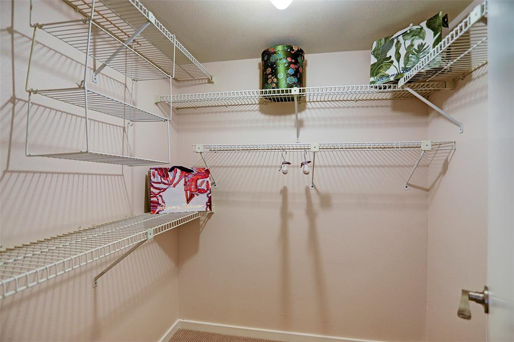 Houston, Texas 77057, United States, 2 Bedrooms Bedrooms, ,2 BathroomsBathrooms,Residential,Active,83669