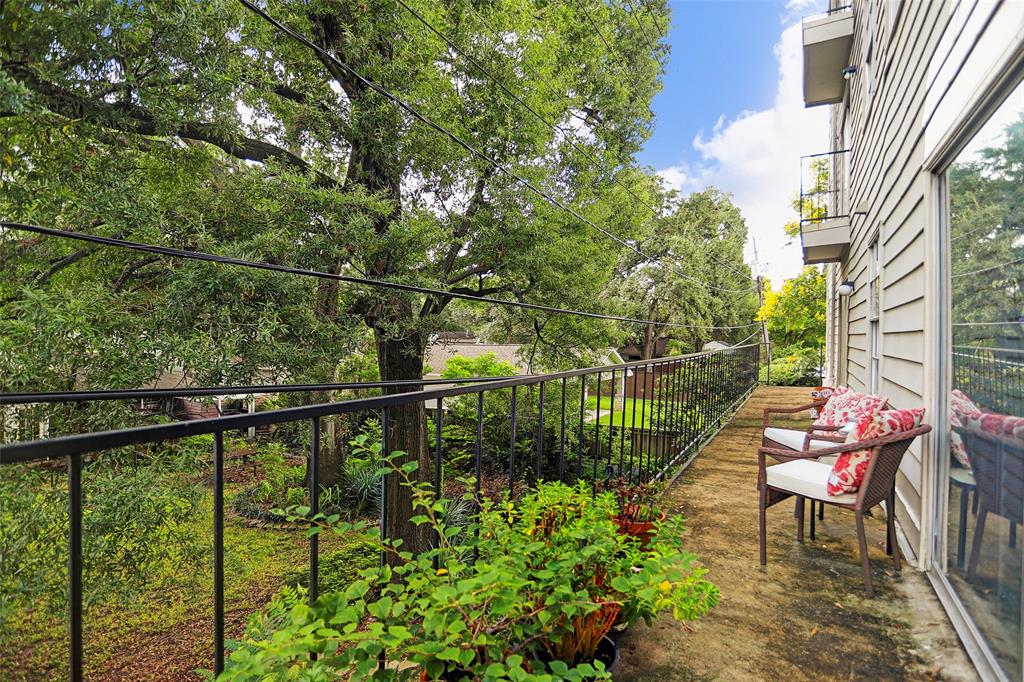 Houston, Texas 77057, United States, 2 Bedrooms Bedrooms, ,2 BathroomsBathrooms,Residential,Active,83669