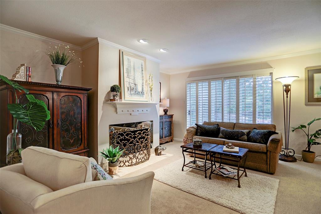 Houston, Texas 77057, United States, 2 Bedrooms Bedrooms, ,2 BathroomsBathrooms,Residential,Active,83669