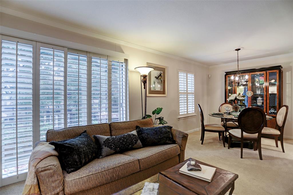 Houston, Texas 77057, United States, 2 Bedrooms Bedrooms, ,2 BathroomsBathrooms,Residential,Active,83669