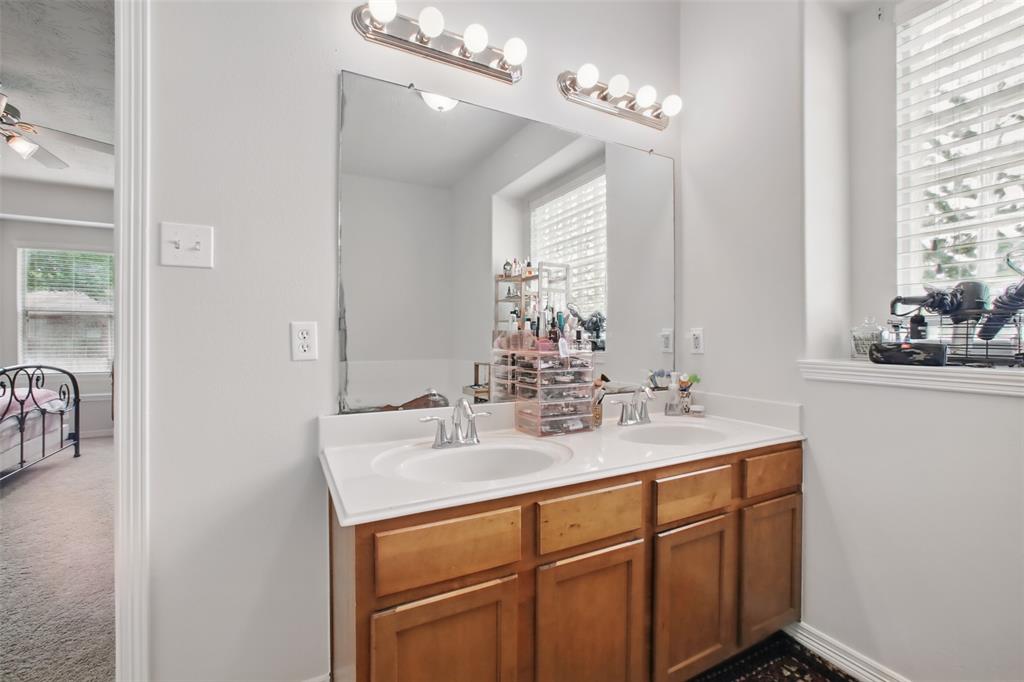 9210 E Lakeside Drive, Magnolia, Texas image 10