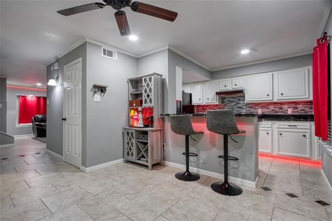 MLS: 21055481