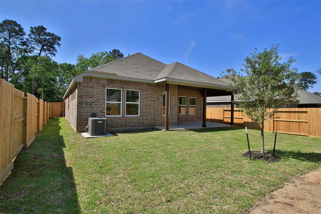 246 Brecon Buff Drive, Willis, Texas image 34