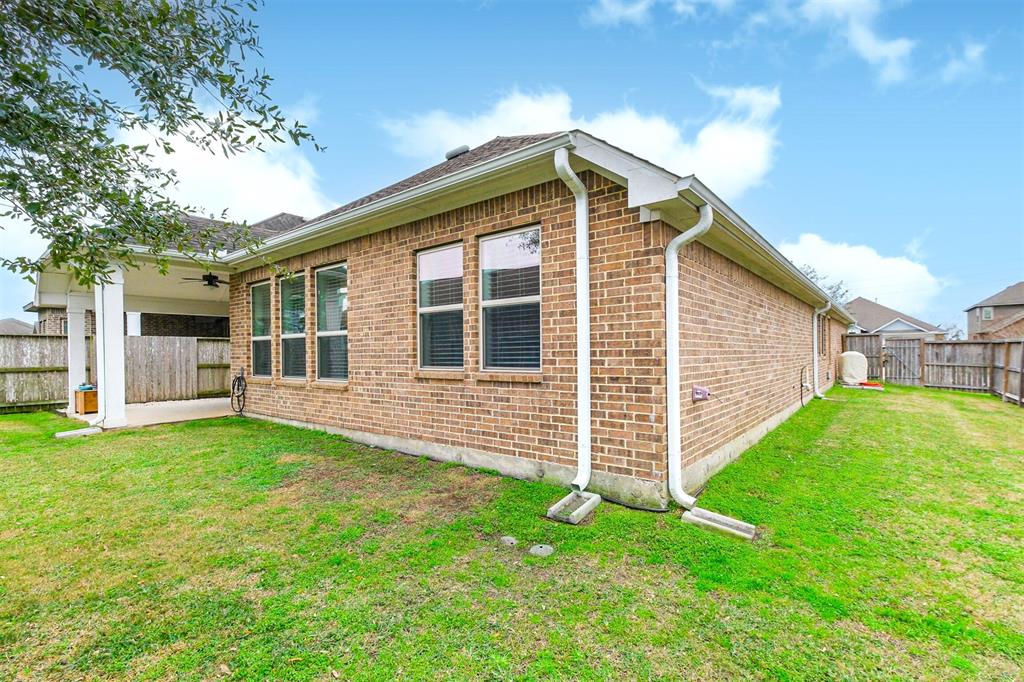 9531 Ocean Drive, Iowa Colony, Texas image 38