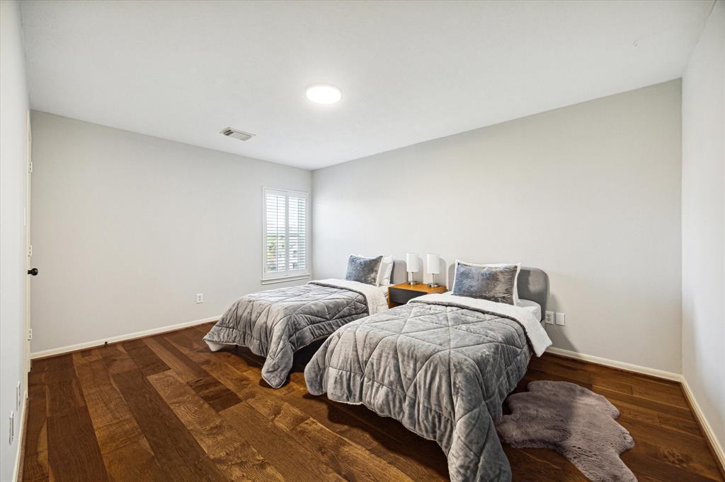 5323 Fairdale Lane, Houston, Texas image 25