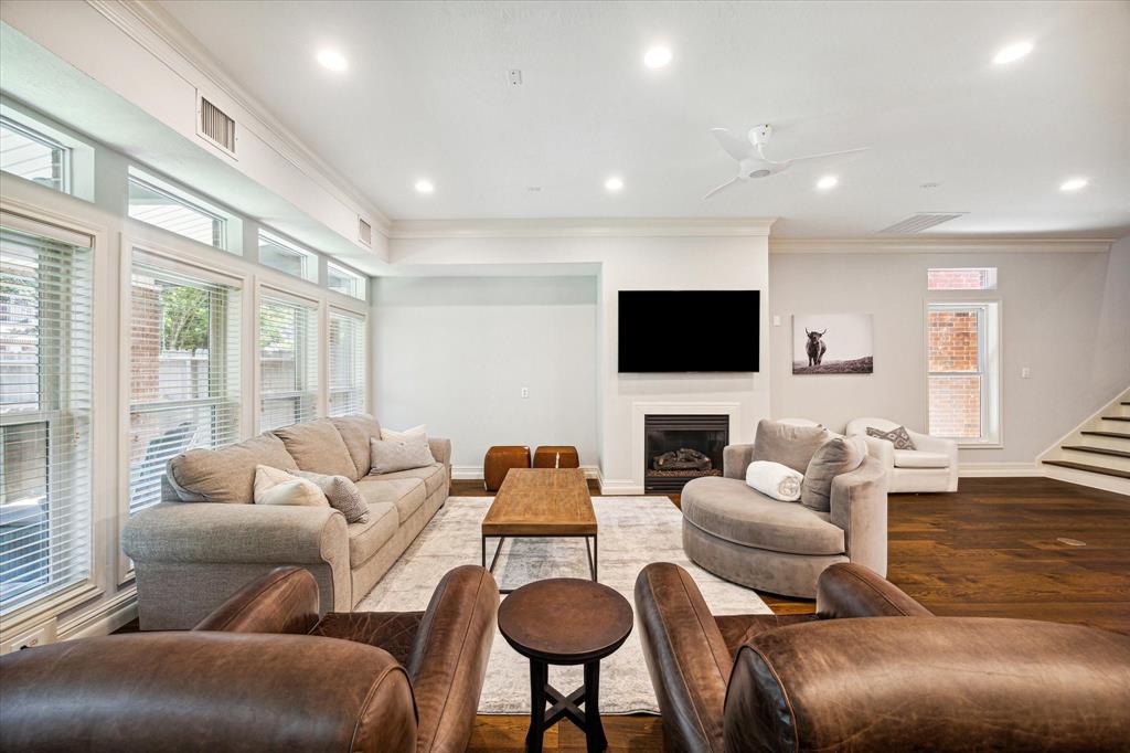 5323 Fairdale Lane, Houston, Texas image 12