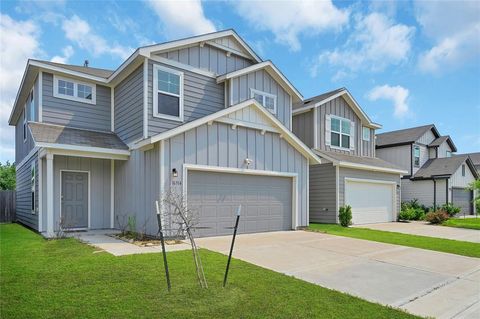 Single Family Residence in Houston TX 16314 Dutton Clover Drive.jpg