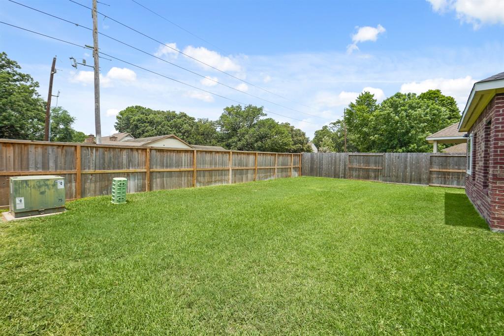 5011 Grand Chateau Lane, Houston, Texas image 24