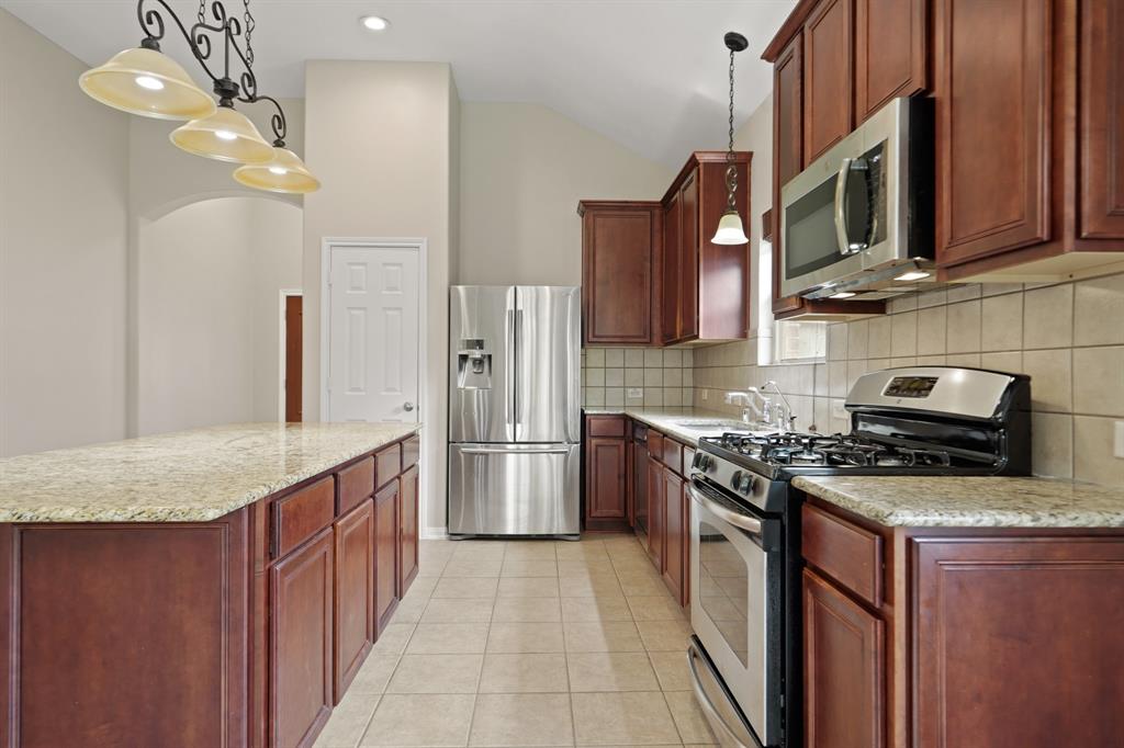 5011 Grand Chateau Lane, Houston, Texas image 10