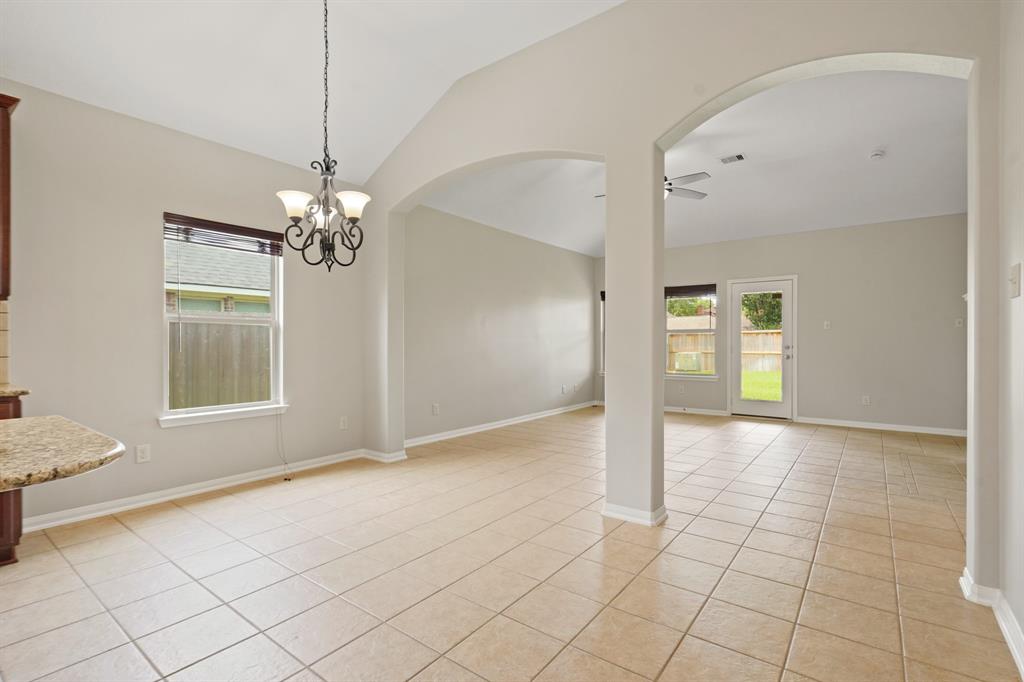 5011 Grand Chateau Lane, Houston, Texas image 11