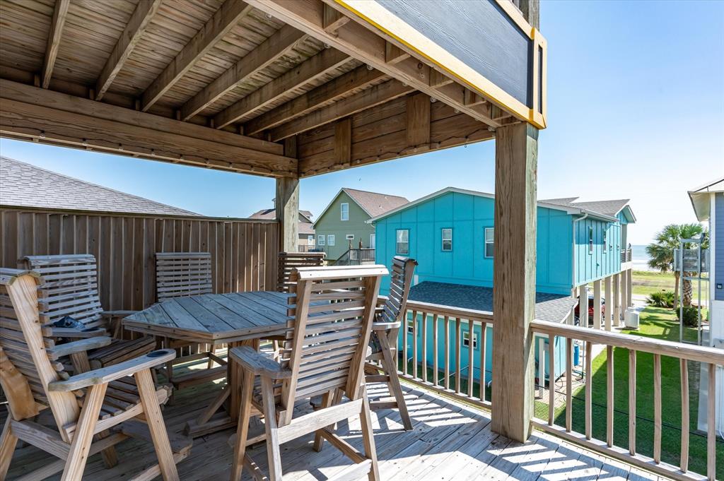 2932 Lakeside Drive, Crystal Beach, Texas image 17