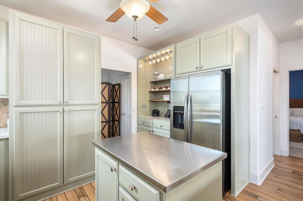 2932 Lakeside Drive, Crystal Beach, Texas image 31