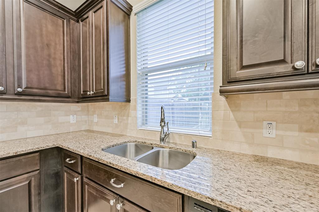 18523 Triana Bend Lane, Humble, Texas image 11