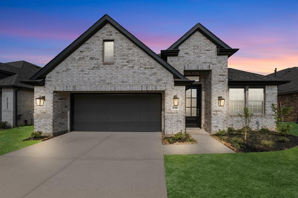21318 Oakley Claremont Court, Magnolia, Texas image 2
