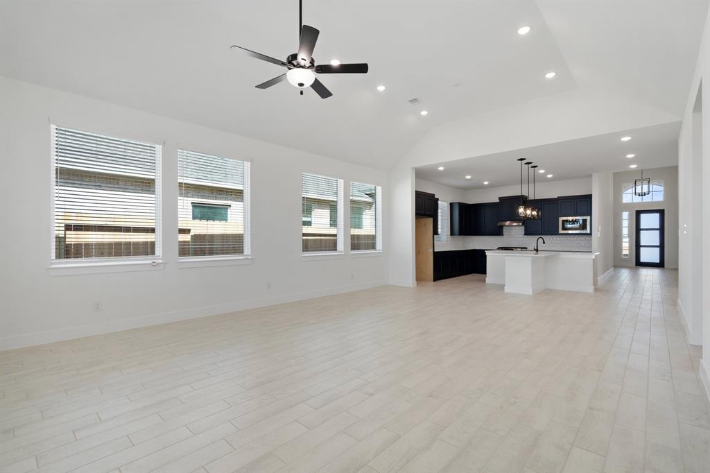 496 Dove Meadow Lane, Katy, Texas image 11