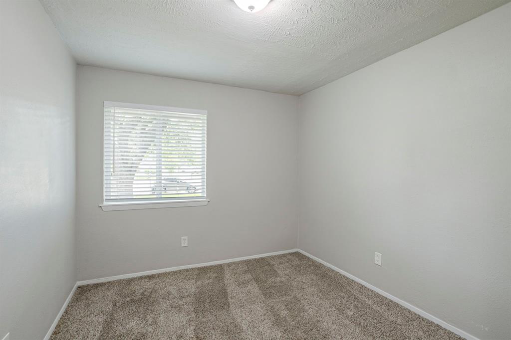 5102 Enchanted Timbers Drive, Humble, Texas image 26