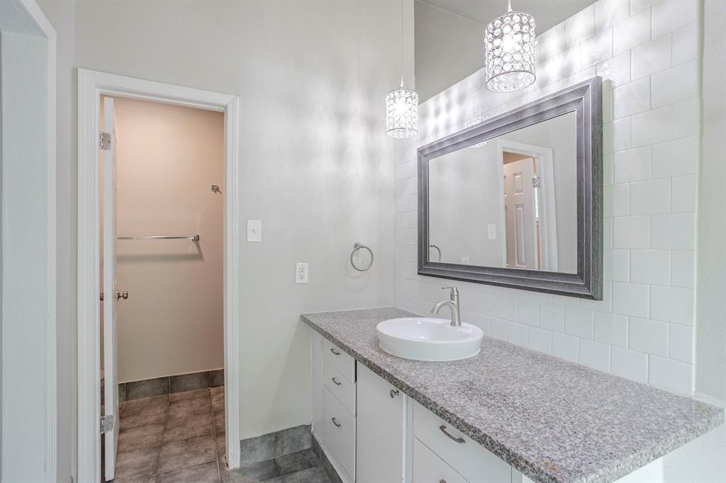 5102 Enchanted Timbers Drive, Humble, Texas image 19