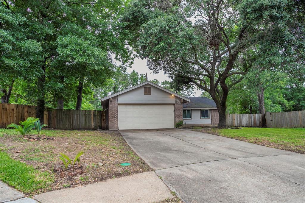 5102 Enchanted Timbers Drive, Humble, Texas image 2