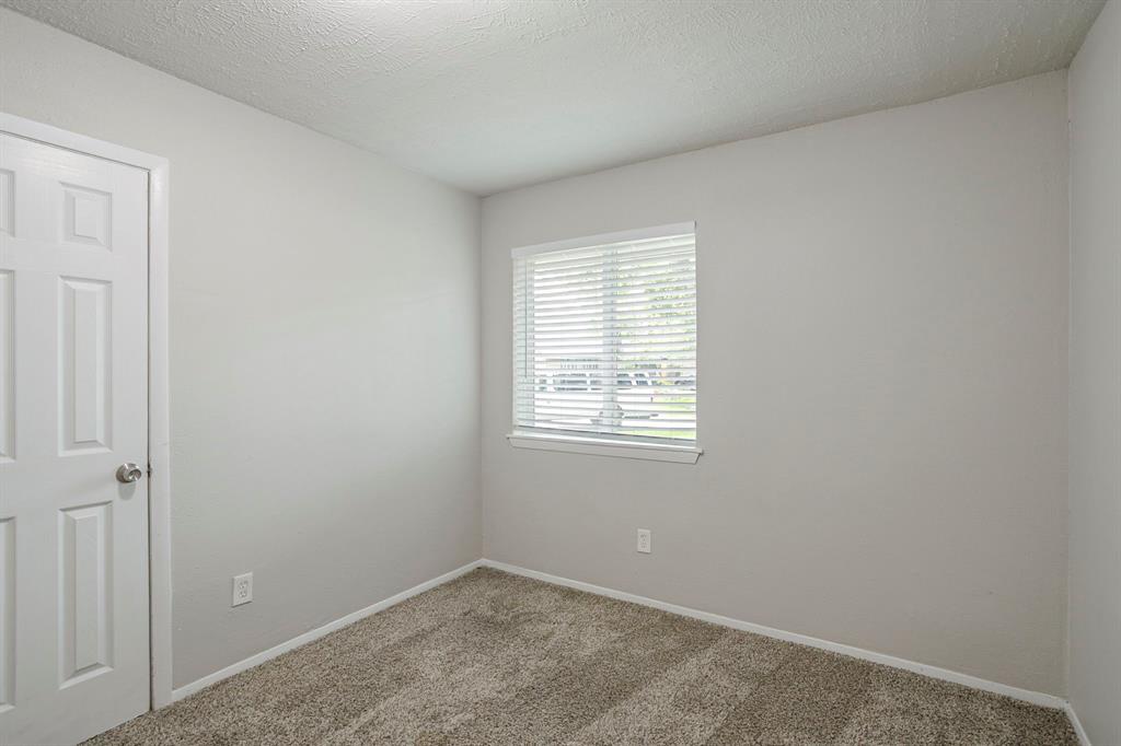 5102 Enchanted Timbers Drive, Humble, Texas image 27