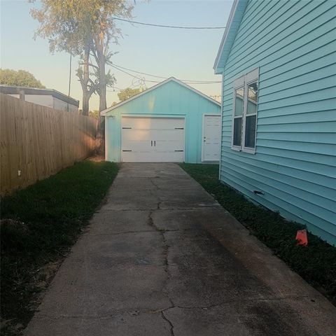 A home in Texas City