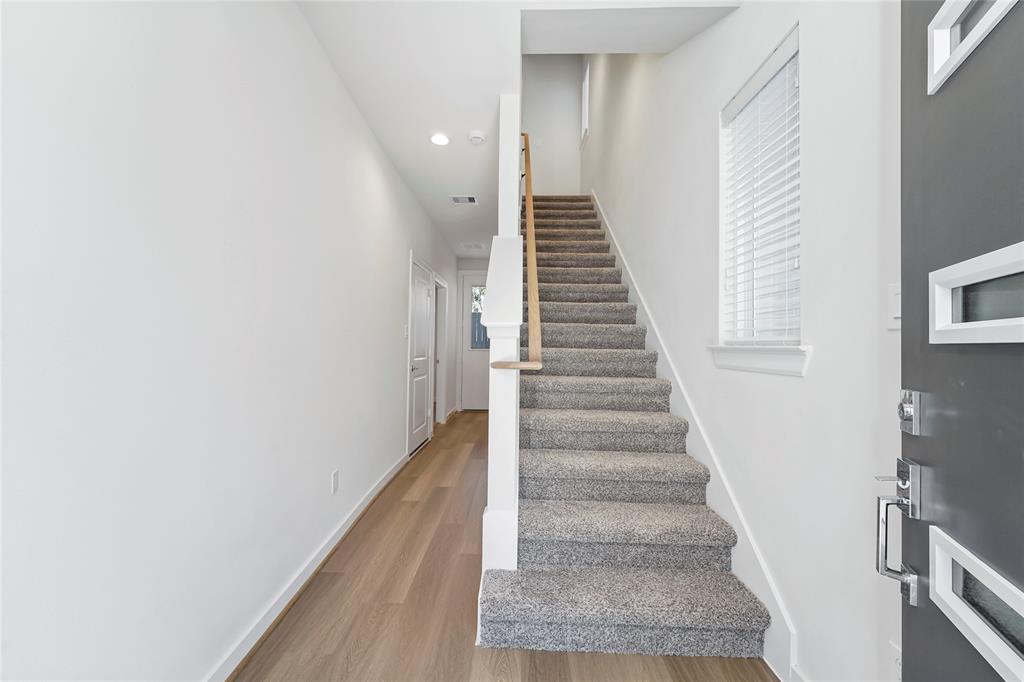 1013 Erin Street #R, Houston, Texas image 3