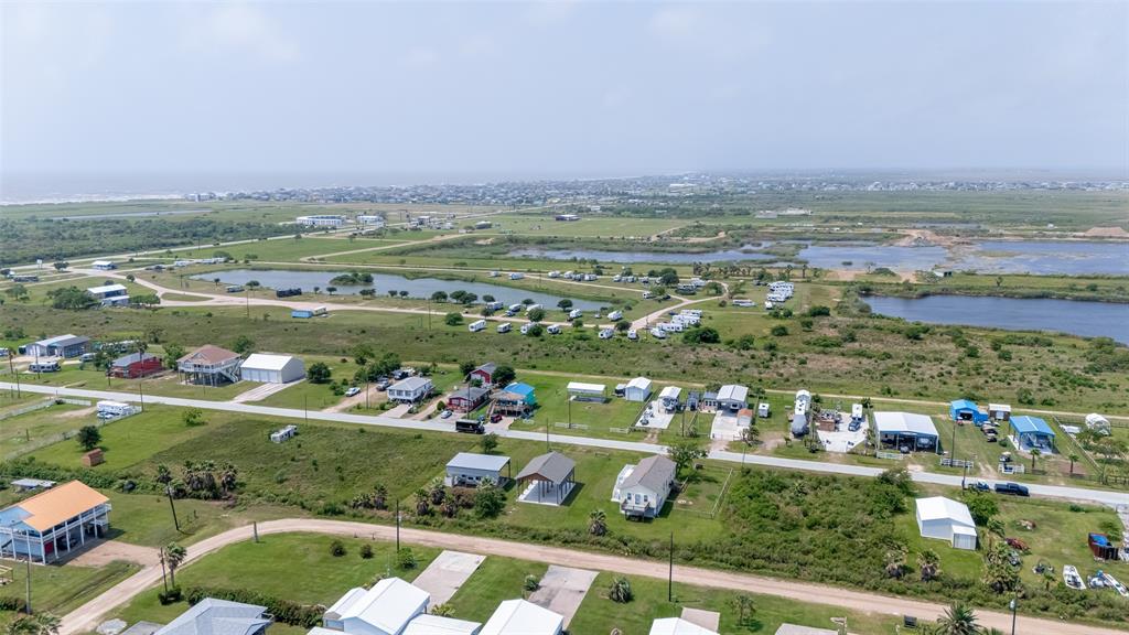 1126 Island Boulevard, Crystal Beach, Texas image 49