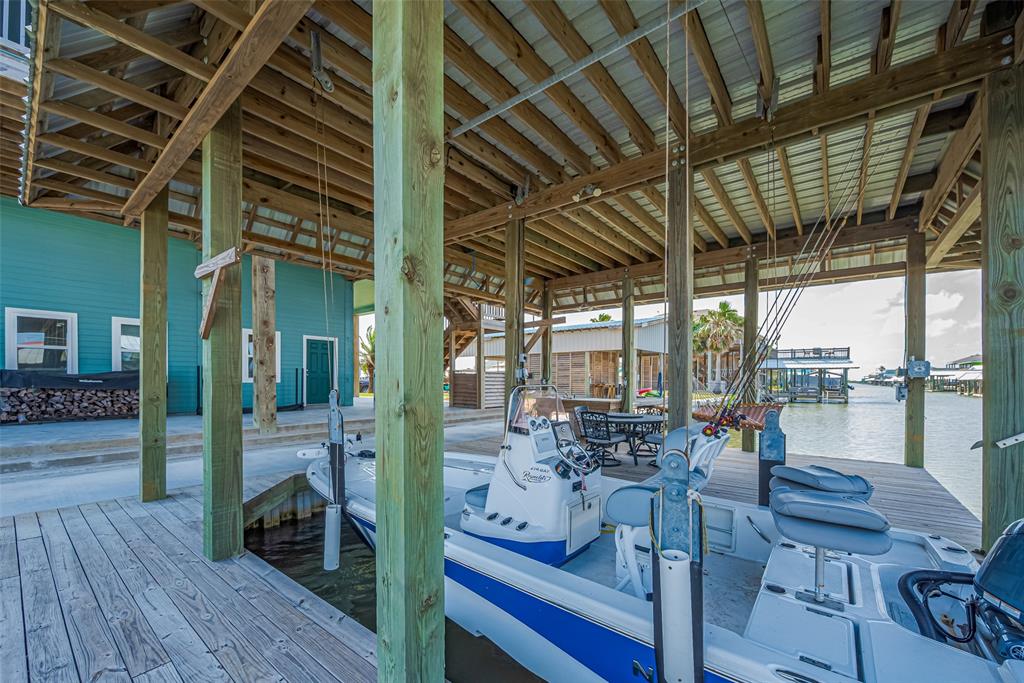1126 Island Boulevard, Crystal Beach, Texas image 40