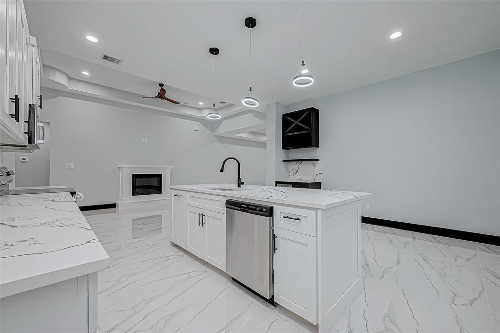 451 Road 51021, Cleveland, Texas image 10