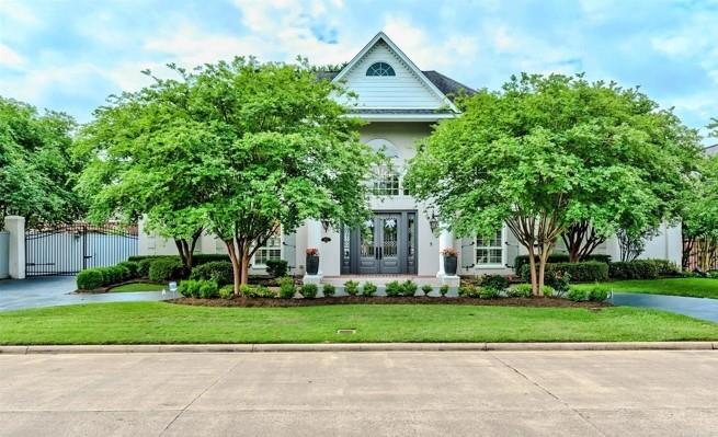 5065 Oakmont Drive, Beaumont, Texas image 1
