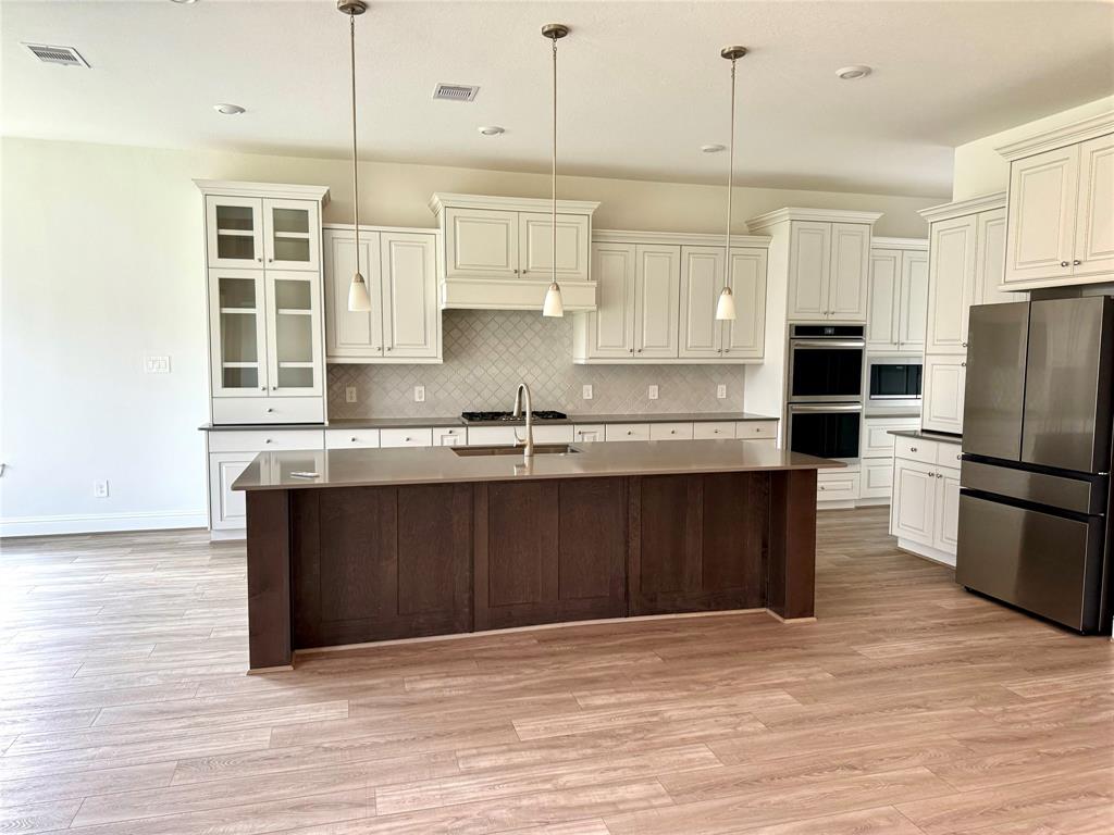 1215 Tallow Park Lane, Pinehurst, Texas image 14