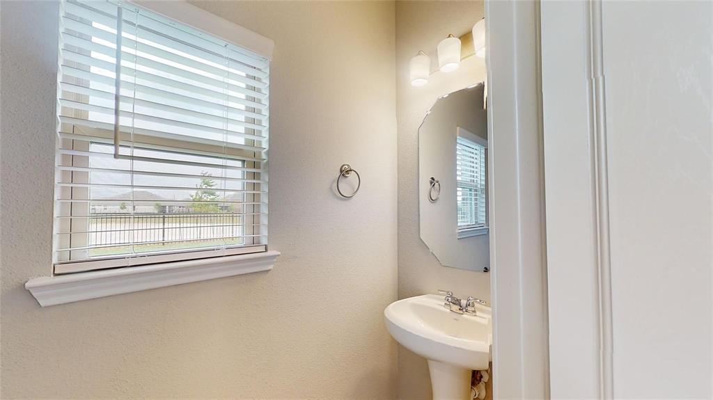 3210 Tranquility Lane, Baytown, Texas image 24