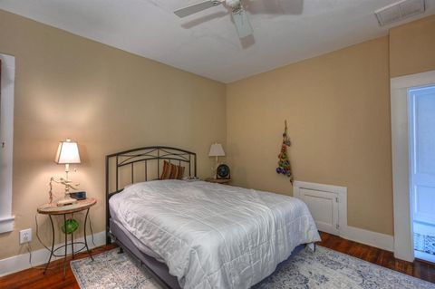 Single Family Residence in Galveston TX 2723 Avenue O 20.jpg