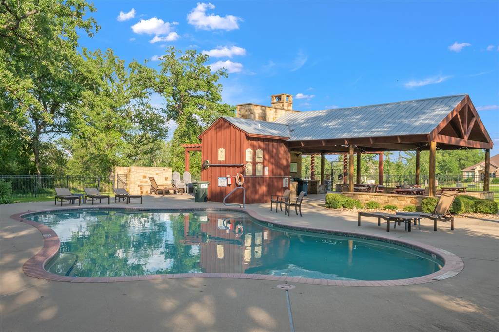 10187 Hampton Court, Iola, Texas image 36